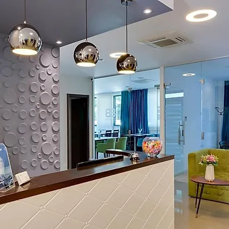Bb B&B 스플리트