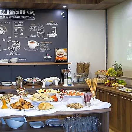 B&B Bb 4*