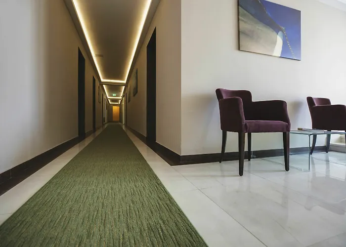 ベッド・アンド・ブレックファスト Bb レジデンス 4*