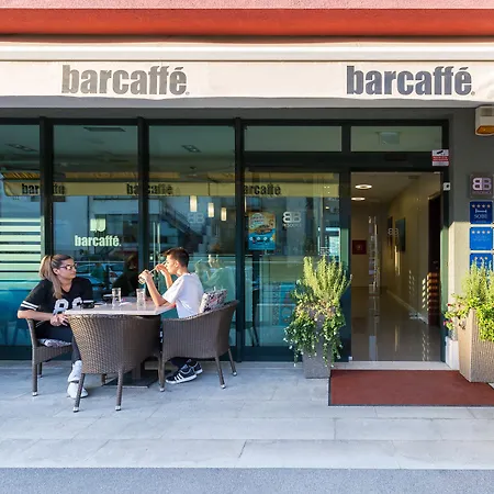 krevet i doručak Bb 4*